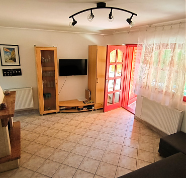 Annex Nappali - Normáls méretű nappalival rendelkezünk ami az díszkandallóval egy légtérben található
